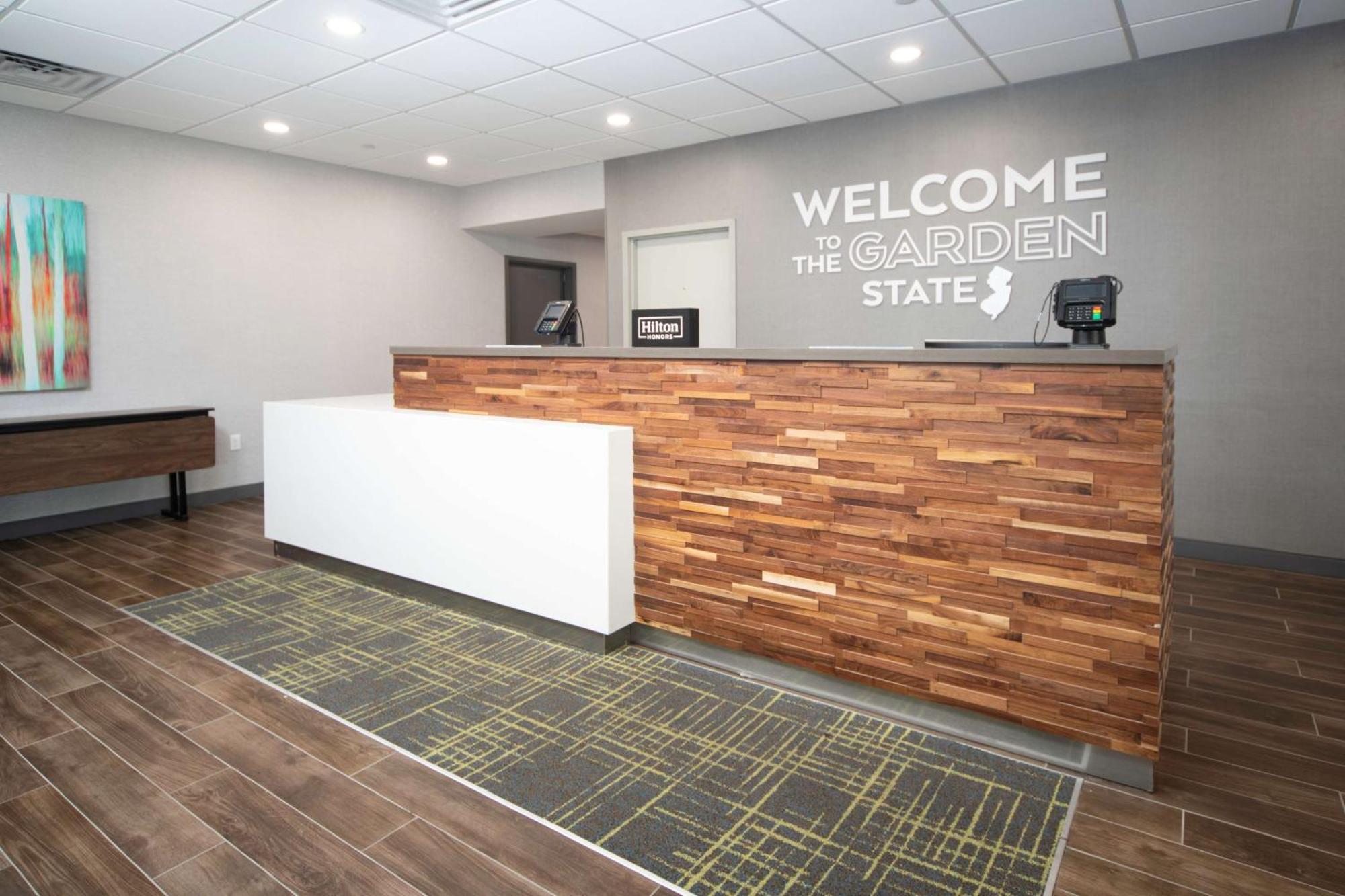 Hampton Inn Egg Harbor Township Atlantic City Екстериор снимка
